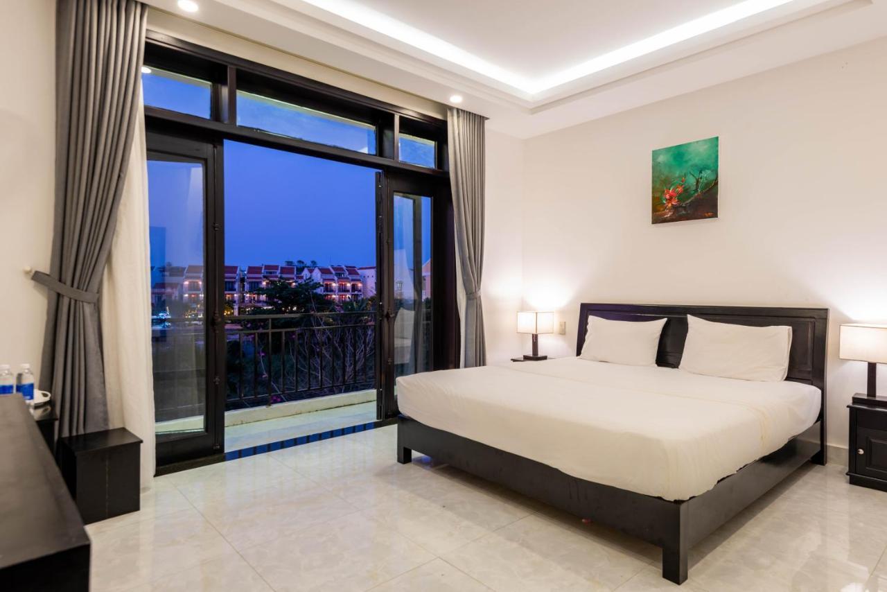 Flamingo - Big With Balcony - Close To Old Town 200m & Temple Bridge - Large Outside Pool For Sun Bathing Villa Hội An
