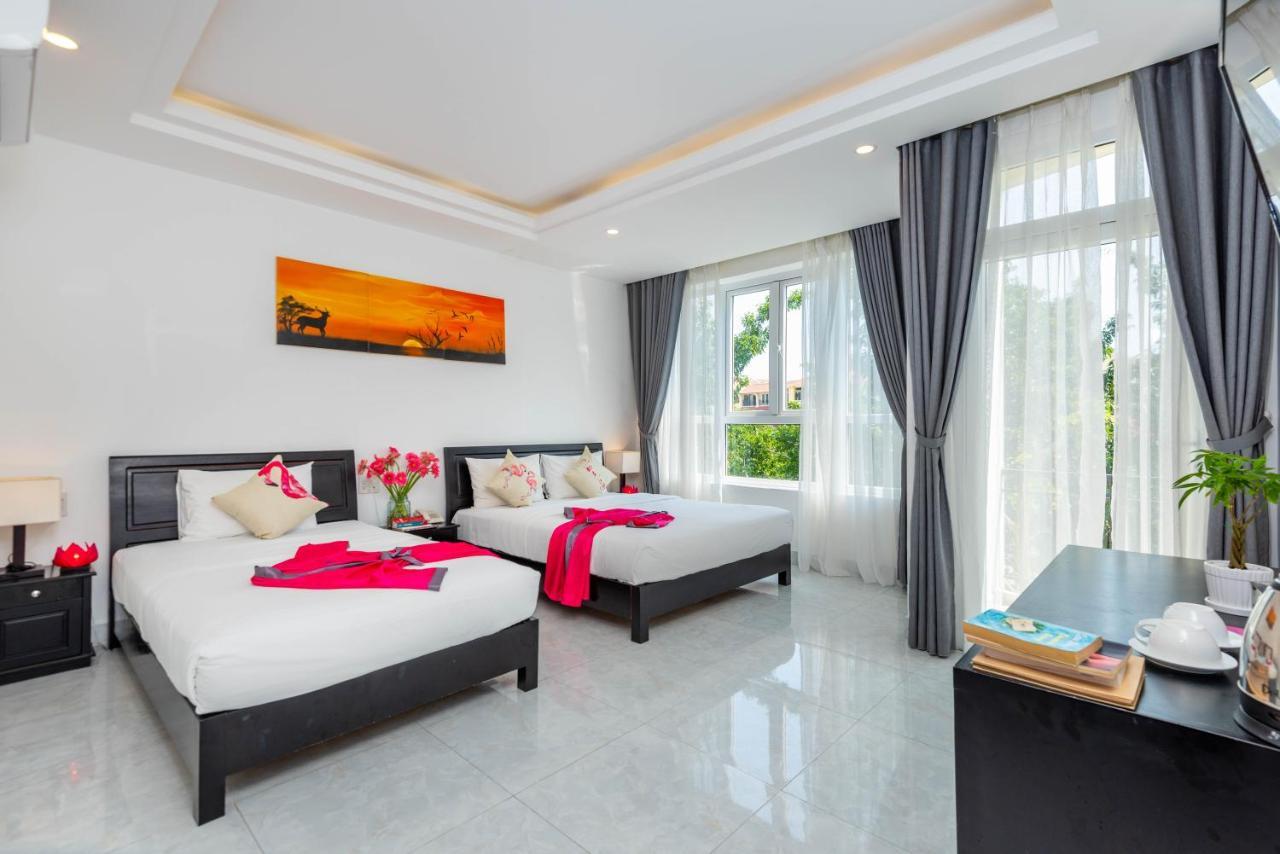 Flamingo - Big With Balcony - Close To Old Town 200m & Temple Bridge - Large Outside Pool For Sun Bathing Villa Hội An